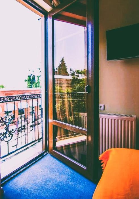 The Rogashome Tbilisi ภายนอก รูปภาพ
